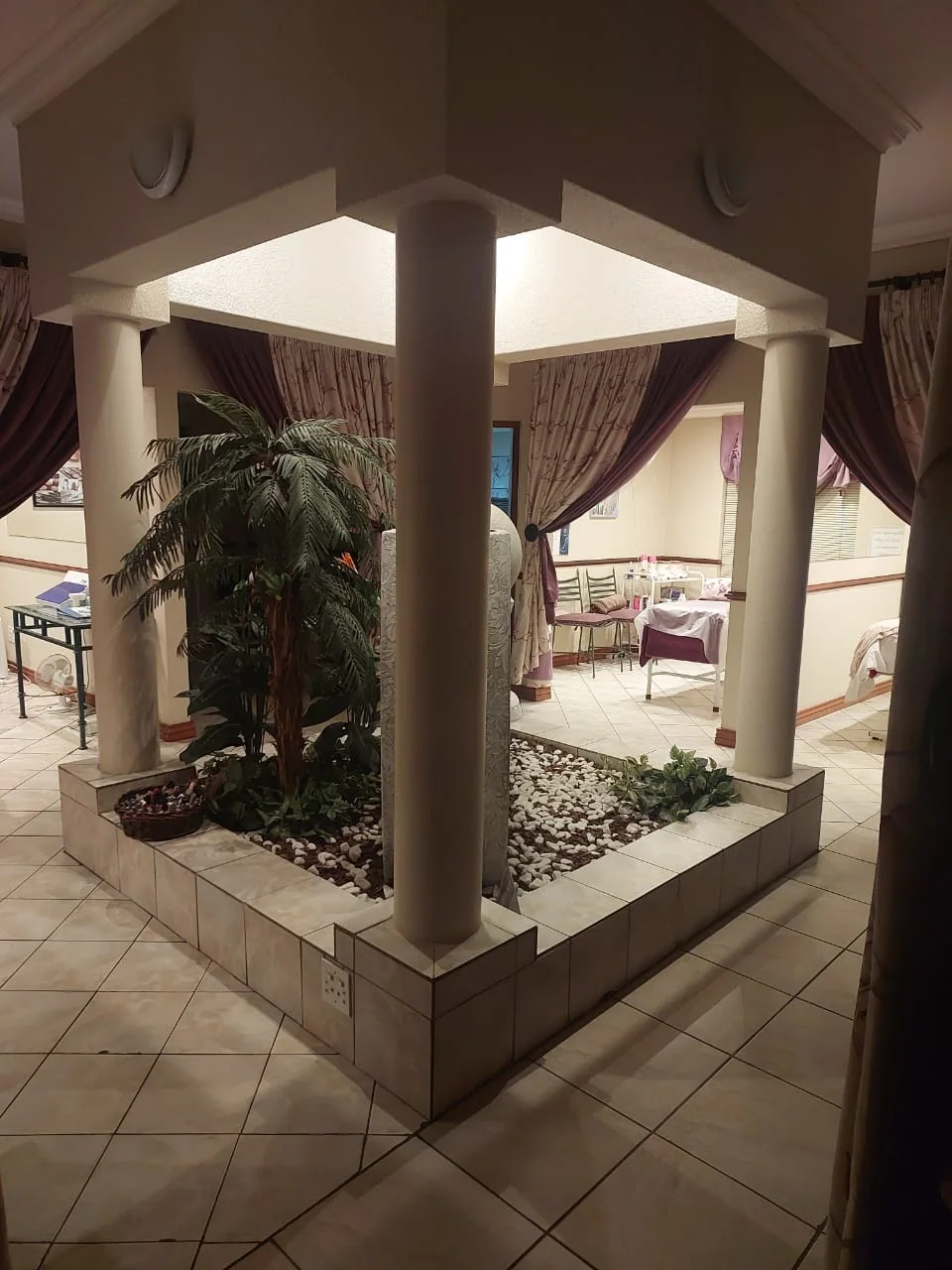 Calm interior courtyard at Annique Skincare and Body Institute