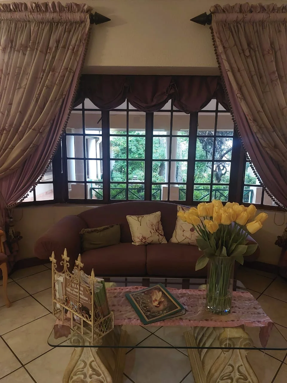 Welcoming lounge inside Annique Skincare and Body Institute